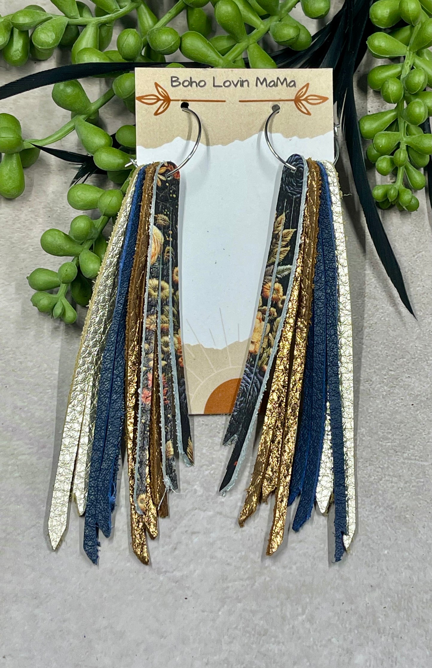 Midnight floral tassel